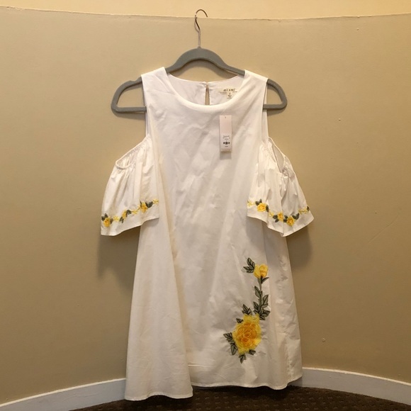 SOLD - Picture 1 of 3